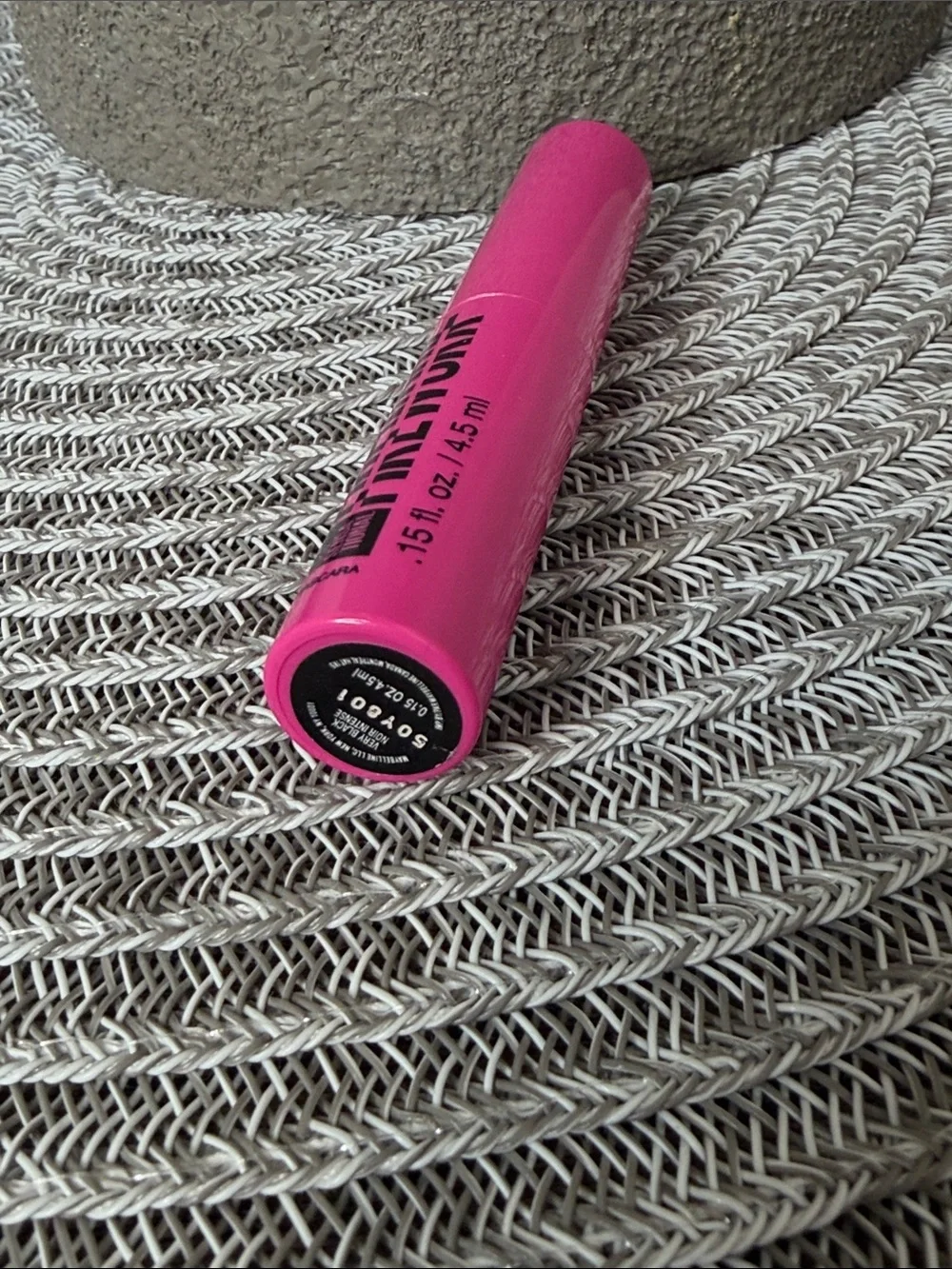 ❤️$2 NWT Maybelline Firework Very Black .15oz Mascara